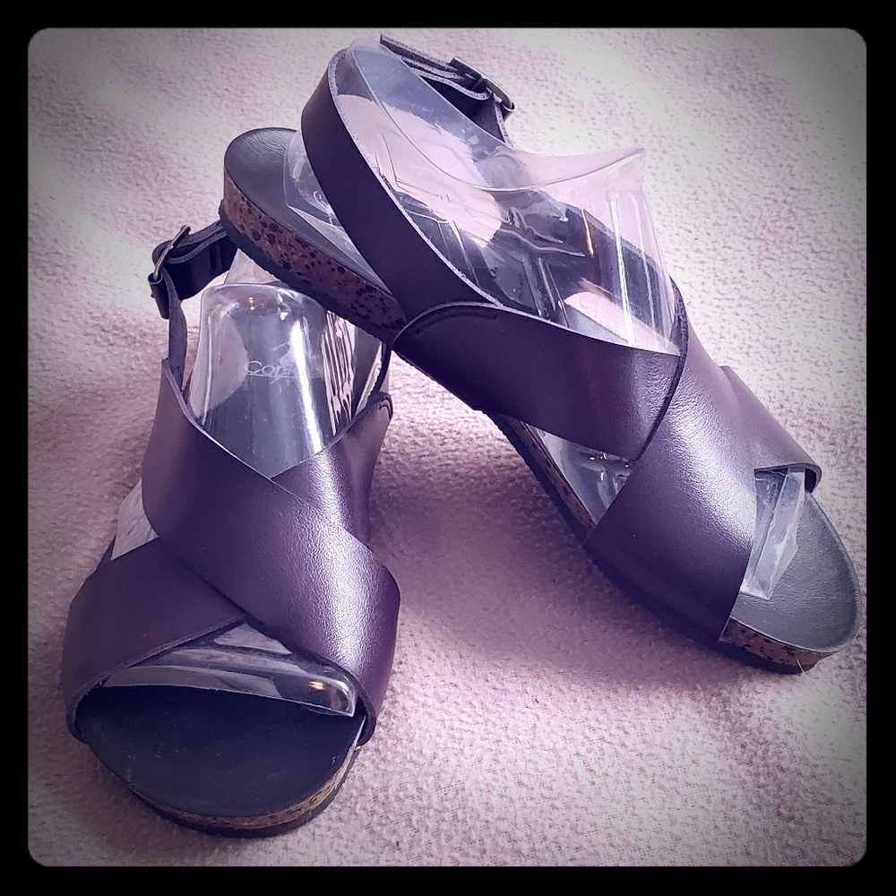 Corkys brand sandals NWOT Size 7